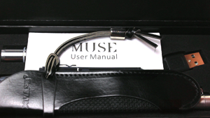 XVAPE/ Muse Concentrate Pen Vaporizer Inside Box